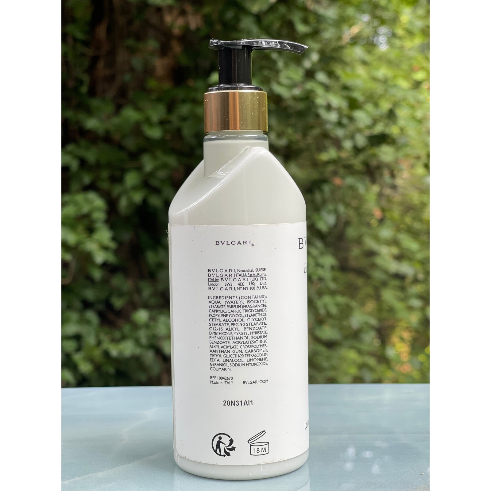 Bvlgari Au the Blanc White Tea Body Lotion Full Size 10oz 300ml - Brought to you by Luxe & Lark